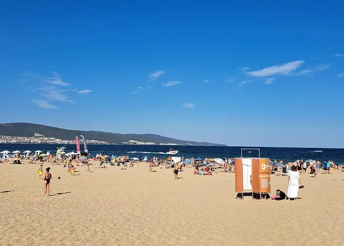 アパート за гости магнолия резиденс サニービーチ