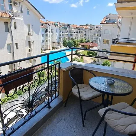 아파트 за гости магнолия резиденс *