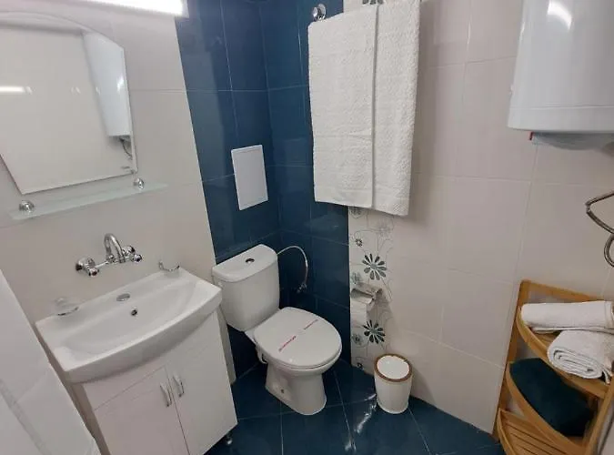 за гости магнолия резиденс 公寓 *